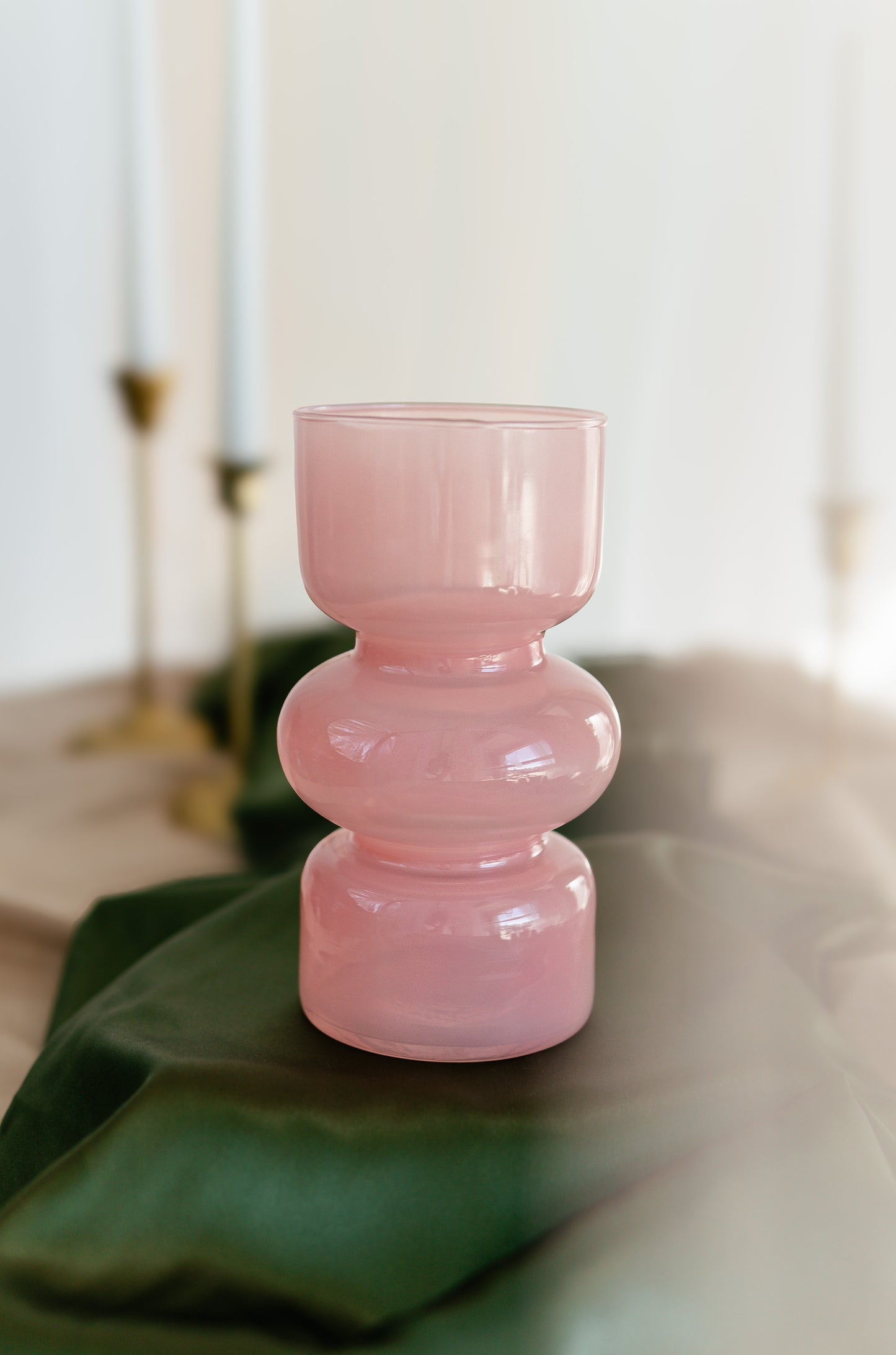 Thalia Bridal Blush Centerpiece Vase- Elegant Glassware for Weddings