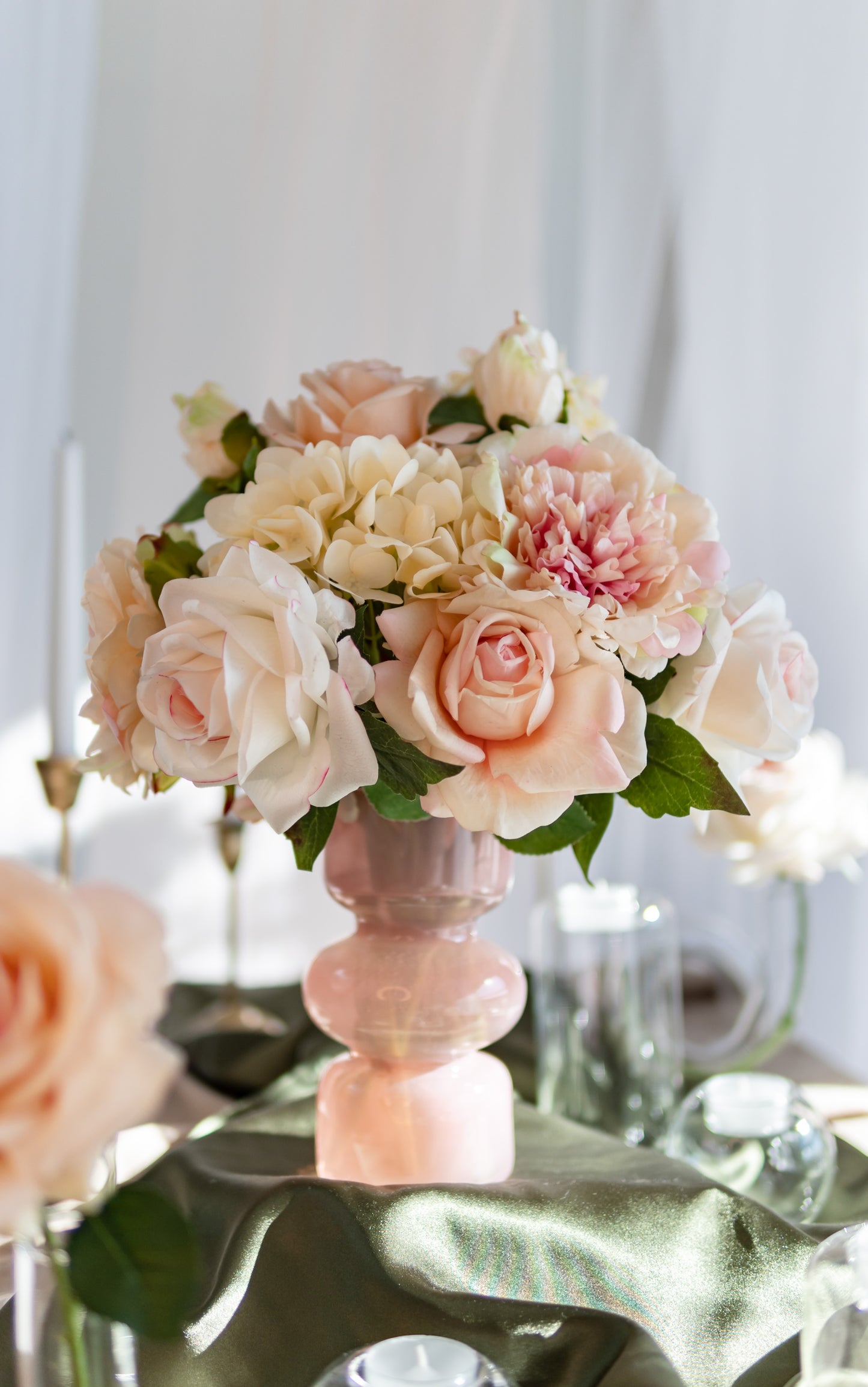 Thalia Bridal Blush Centerpiece Vase- Elegant Glassware for Weddings