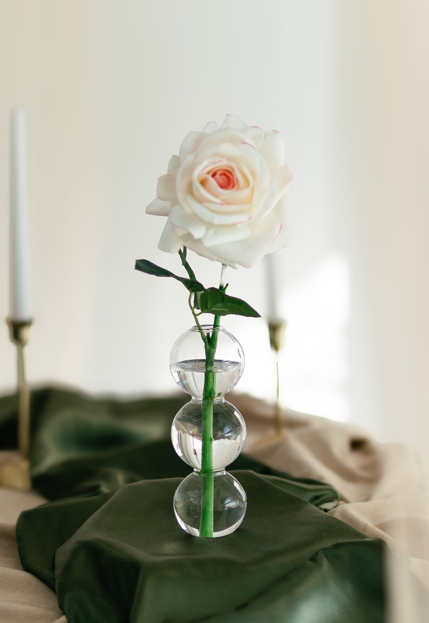 Venus Short Bubble Glass Vase- Elegant Wedding Decor